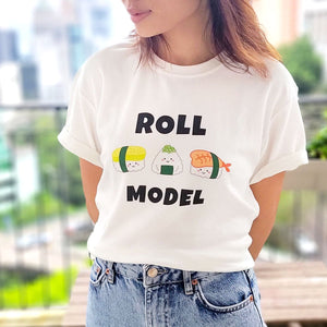 girl wearing the wee bean organic cotton t-shirt mommy and me matching in sushi roll model